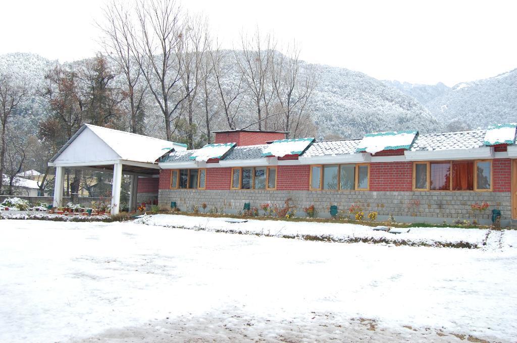 Tatva Bir Tents And Hotel Kangar Exteriör bild