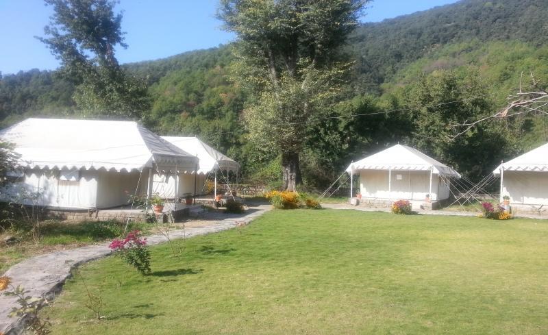 Tatva Bir Tents And Hotel Kangar Exteriör bild