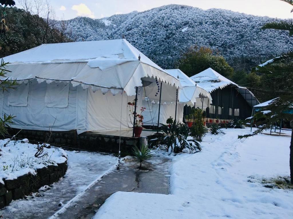 Tatva Bir Tents And Hotel Kangar Exteriör bild
